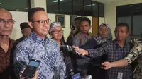 Gubernur DKI Jakarta Anies Baswedan menemui sejumlah pengurus Yayasan Lembaga Bantuan Hukum Indonesia (YLBHI). (Liputan6.com/Ady Anugrahadi)