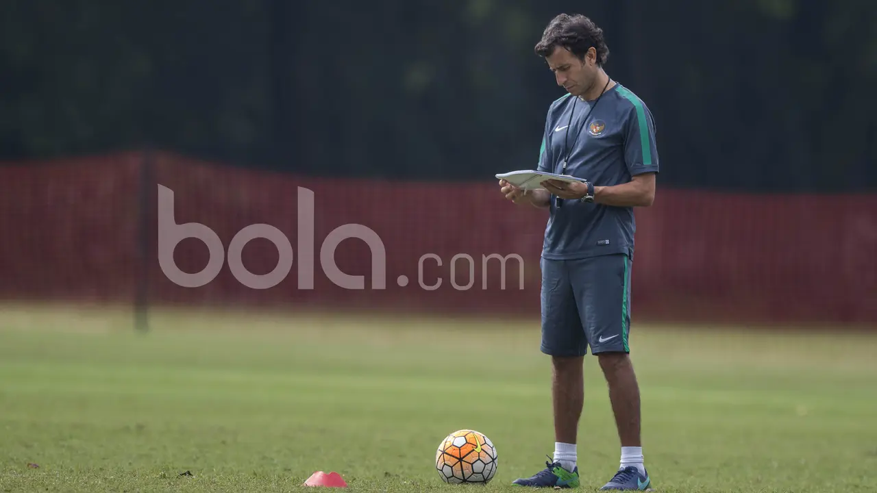 Luis Milla, Timnas Indonesia  U-22