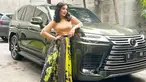 Melalui akun Instagram, Tasya Farasya tampak memamerkan mobil barunya. Mobil tersebut juga diketahui merupakan mobil impian Tasya Farasya sejak lama (Liputan6.com/IG/@tasyafarasya)