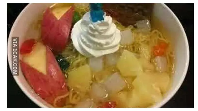 8 Cara Unik Netizen saat Makan Es Krim Ini Bikin Geleng Kepala