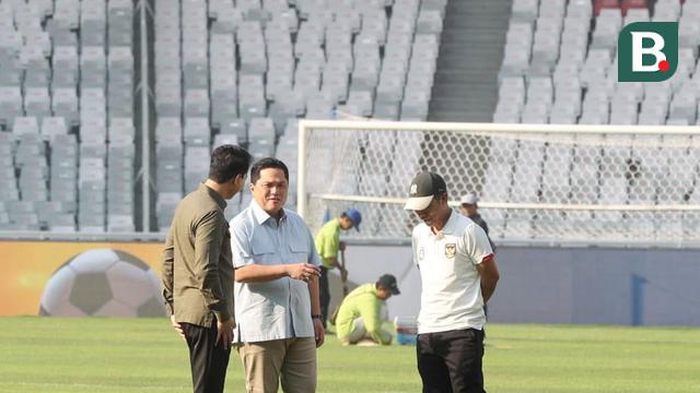 FOTO Erick Thohir Tinjau SUGBK Jelang Laga Lawan irak