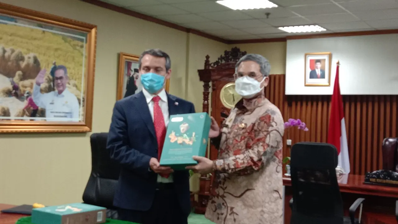 Pemerintah Indonesia tengah menjajaki perpanjangan kerjasama perdagangan di sektor pertanian dengan Chili
