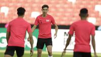 Pemain Singapura, Jacob Mahler, saat menggelar sesi latihan jelang laga Piala AFF di Stadion Nasional Singapura, Kamis (8/11). Singapura akan melawan Indonesia. (Bola.com/M Iqbal Ichsan)
