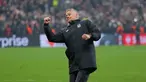 Pelatih Besiktas, Ole Gunnar Solskjaer, merayakan kemenangan atas Athletic Bilbao pada matchday ke-7 Liga Europa di Stadion Tupras pada Rabu (22/1/2025) malam WIB. (AP Photo)