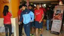 Usai melakukan santap siang di hotel tempat mereka menginap di kota Semarang pada Kamis 13 Feb 2014 sebagian pemain Timnas Indonesia U19 terlihat langsung kembali ke kamar masing-masing (Liputan6.com/Helmi Fithriansyah).