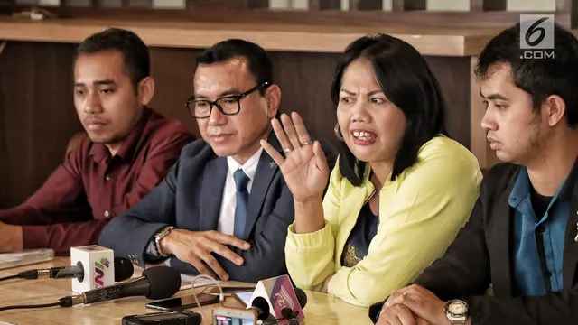 Tunjukkan Bukti Transfer, Elly Sugigi Klaim Sudah Bayar Utang ke Tessa Mariska