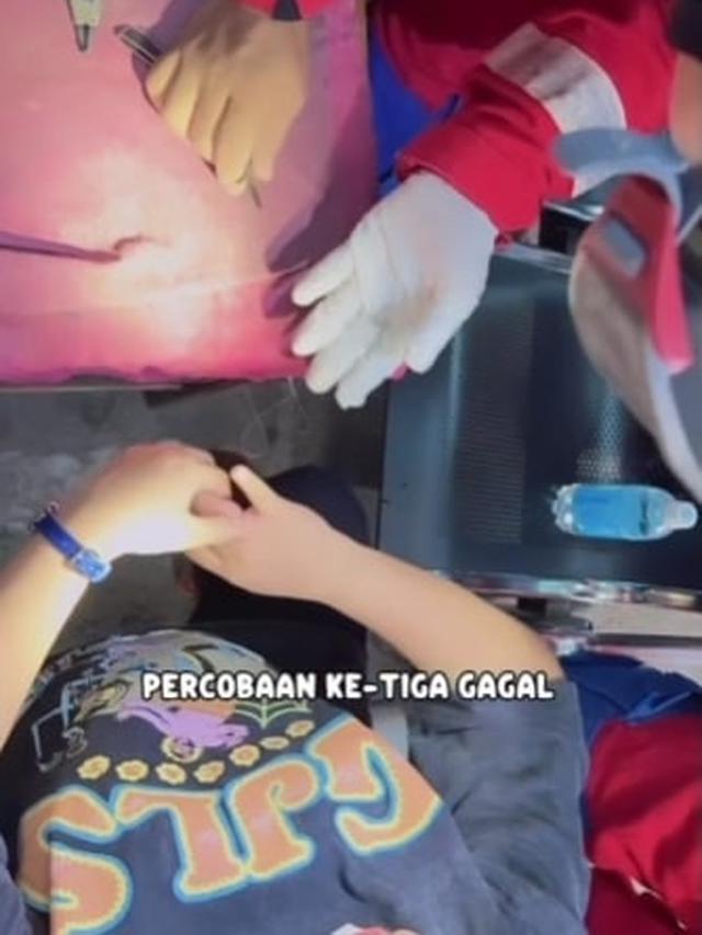 Sempat Gagal Tiga Kali, Kiky Saputri Minta Bantuan Pemadam Kebakaran untuk Lepas Cincin Menjelang Lahiran