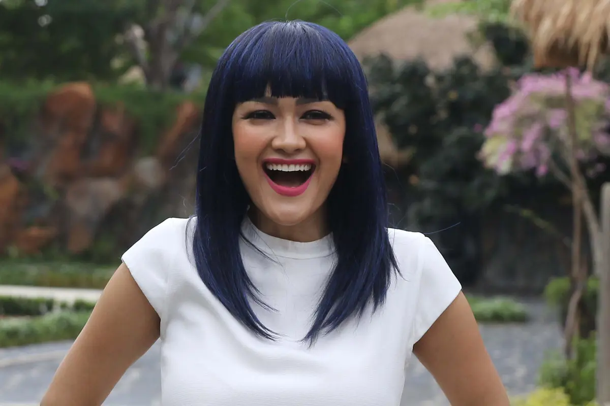 20160715- Julia Perez-Jakarta- Herman Zakharia		