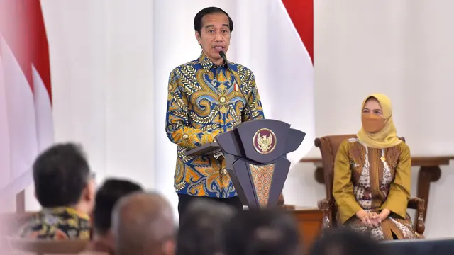 Presiden Jokowi memberikan sambutan pada Penyampaian LHP LKPP Tahun 2021 oleh Ketua BPK Isma Yatun kepada Presiden Jokowi, di Istana Kepresidenan Bogor, Jabar, Kamis (23/06/2022). (Foto: Humas Setkab/Agung)