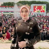 6 Potret Celine Evangelista Pakai Kebaya Hijab di HUT RI Istana Merdeka, Banjir Pujian
