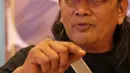 Saat hadir di Senayan City, Jakarta Selatan, Ken Ken menjelaskan terkait peran yang pas. Perbincangan tahun 1995 dengan penulis cerita, saat itu Ken Ken terpilih memerankan tokoh Wiro. Menurutnya, sosok Wiro itu ganteng dan lugu.(Adrian Putra/Bintang.com)