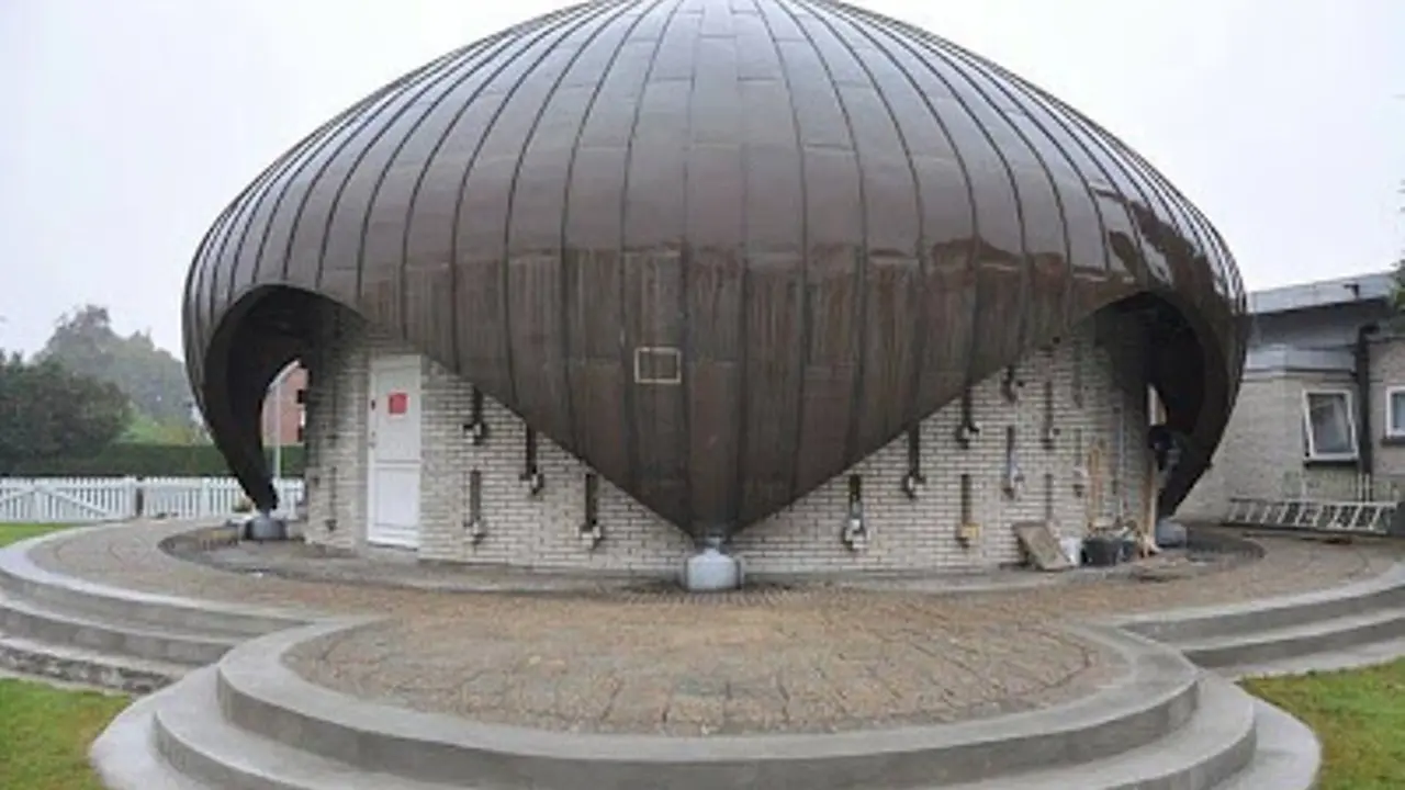 4 Tempat Ibadah Paling Unik di Dunia
