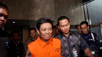 Mahfud Suroso ditetapkan KPK sebagai tersangka dalam kasus skandal proyek Hambalang, (8/8/2014). Direktur Utama PT Dutasari Citralaras dikenai sangkaan melakukan mark-up dalam anggaran proyek. (Liputan6.com/Miftahul Hayat)
