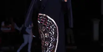 Pesinetron Dewi Sandra merasakan kepuasan batin begitu bisa membantu anak-anak yang berkebutuhan khusus. Belakangan ini, ia berkeliling ke beberapa kota untuk melakukan kegiatan sosial. (Nurwahyunan/Bintang.com)