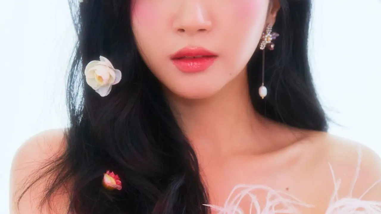 Haein Laboum. (Global H via Soompi)