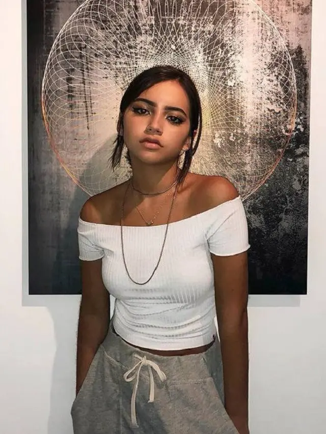 Isabela Moner, Aktris Cantik yang Siap Jadi Pemeran Dora The Explorer Versi Remaja