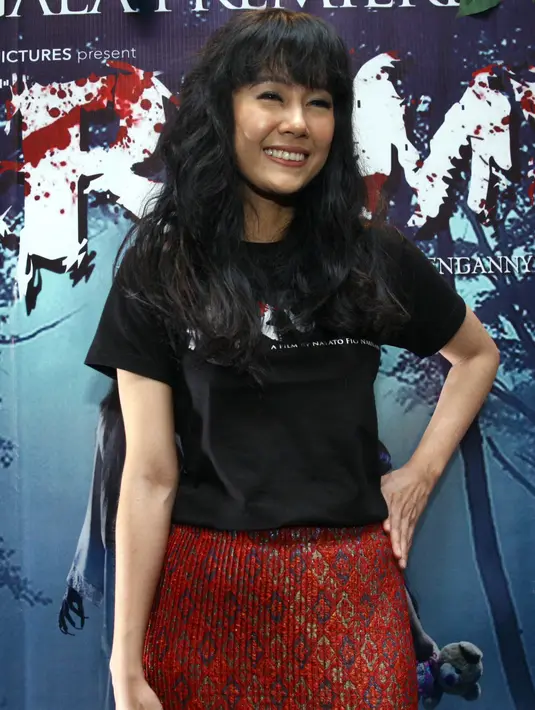 Ardina Rasti mengikuti acara nonton bareng film Arumidi bioskop Planet XXI, Jakarta Selatan, Senin (8/1). Setelah selesai, acara dilanjutkan dengan perayaan ulang tahun. (Nurwahyunan/Bintang.com)