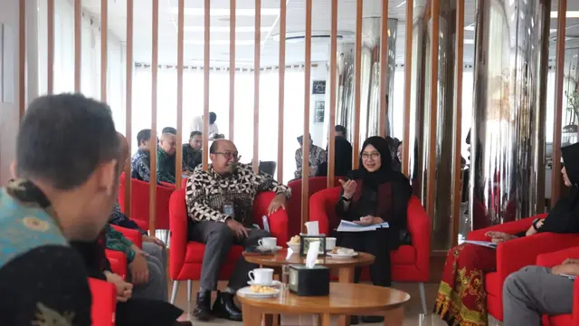 Perkuat Pertumbuhan Ekonomi Banyuwangi PLN Tambah Kuota Pasokan Listrik hingga 400 Ribu Watt