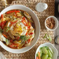 Telur ceplok masak kecap./Copyright&nbsp;shutterstock.com/g/kiki_dauli