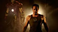 Robert Downey Jr. dalam film Iron Man.