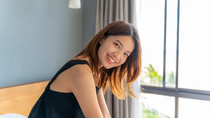 wanita april sikap ramah