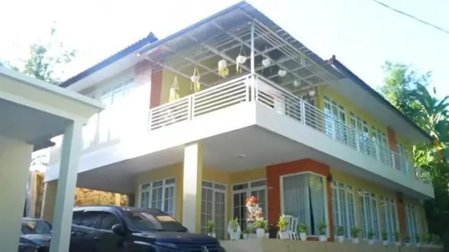 Rumah Lesti di Cianjur. (Youtube/Leslar Entertainment)