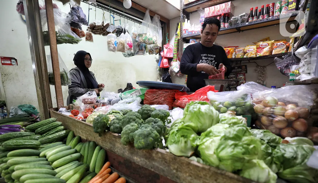 <p>Deputi Bidang Statistik Distribusi dan Jasa BPS, Pudji Ismartini mengatakan tren penurunan inflasi ini menunjukan stabilitas harga komoditas pangan. (Liputan6.com/Angga Yuniar)</p>