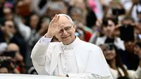 Audiensi ini merupakan salah satu tradisi penting dalam kehidupan Gereja Katolik. (Filippo MONTEFORTE/AFP)