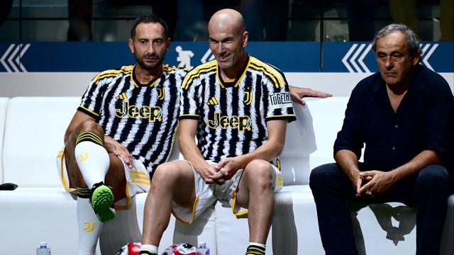 Foto: Rayakan 100 Tahun Keluarga Agnelli Kuasai Klub, Para Legenda Juventus Gelar Laga Mini Soccer 7 Lawan 7