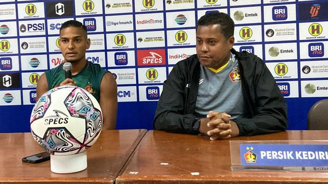 Divaldo Alves dan Renan Silva