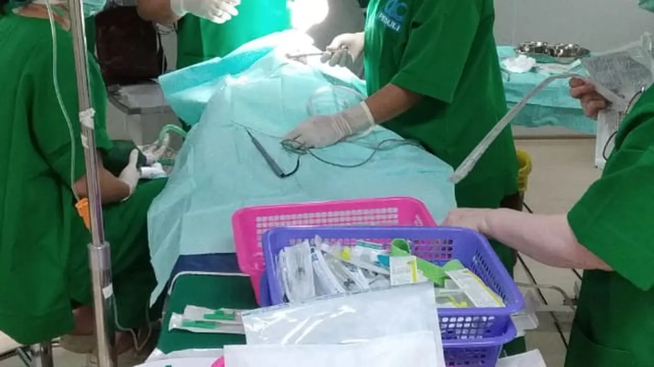RS EMC Sentul lakukan bakti sosial operasi bibir sumbing