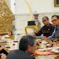 Presiden Joko Widodo menerima delegasi Kamar Dagang dan Industru Jepang (Japan Chamber of Commerce and Industry) di Istana Merdeka (Liputan6.com/Faizal Fanani)