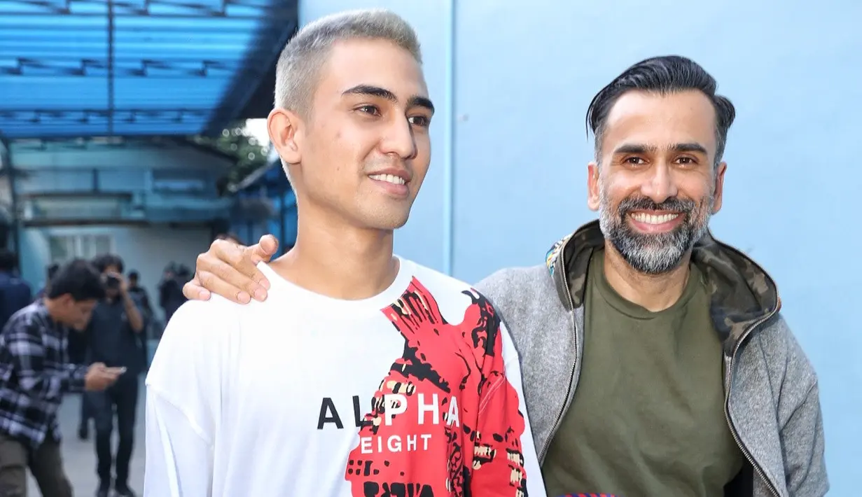 Rasa senang juga dirasakan oleh sang istri, Ina Thomas. Bisa kembali dekat dengan putranya. Kejadian itu menjadi pengalaman berharga dalam mendidik anak.  (Adrian Putra/Bintang.com)