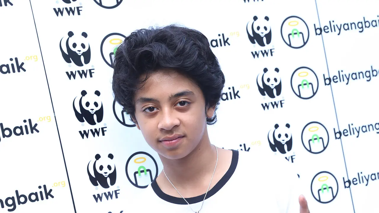 [Bintang] Bastian Steel