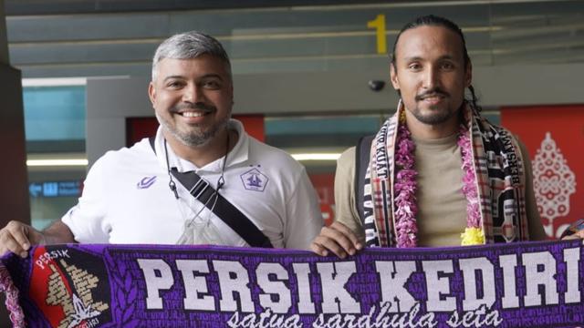 Rohit Chand, Persik Kediri