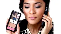 Seperti apa rupa casing IPhone yang menyerupai tempat makeup?