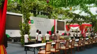 Presiden Jokowi dijadwalkan melakukan jamuan makan malam bersama para kepala negara dan delegasi dari tiap negara peserta KAA.
