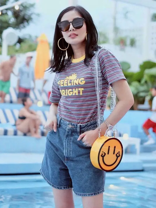 Sosok Nindy Ayunda yang sempat vakum dari dunia hiburan Tanah Air ini kini sedang bersiap-siap untuk kembali berkarya. Kendati demikian, ia nampaknya lebih selektif terhadap pekerjaan yang akan ia ambil. (Liputan6.com/IG/nindyparasadyharsono)