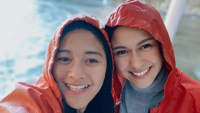 Momen Nana dan Naysila Mirdad ketika menghabiskan waktu berlibur di Selandia Baru
