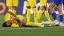 Pemain Barcelona, Ilkay Gundogan mengeram kesakitan saat laga pekan pertama Liga Spanyol 2023/2024 melawan Getafe di Coliseum Alfonso Perez Stadium, Getafe, Spanyol, 14 Agustus 2023 WIB. (AFP/Javier Soriano)