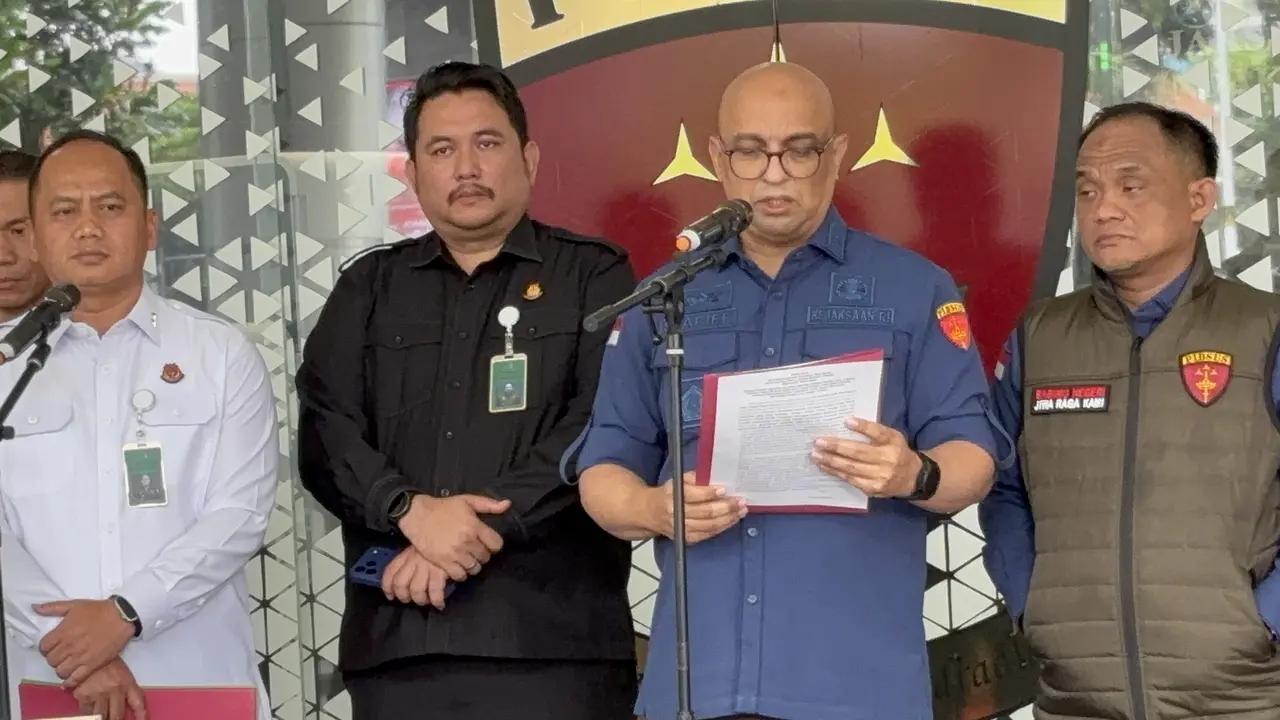 Ketua Ombudsman RI Hery Susanto resmi ditetapkan sebagai tersangka dugaan korupsi tata kelola usaha pertambangan nikel periode 2013–2025. (Liputan6.com/Ady Anugrahadi)