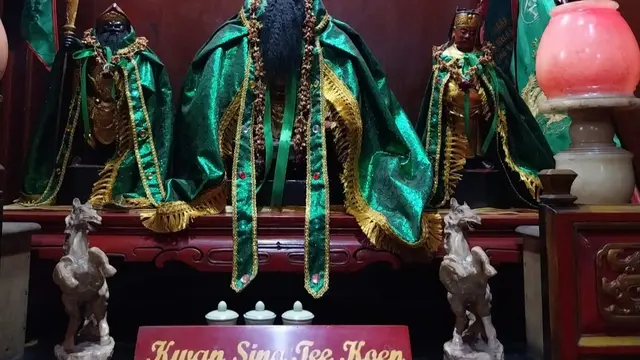 Menanti Kembalinya Patung Dewa Vihara Welas Asih Cirebon yang Hilang Dicuri