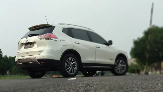 Nissan X-Trail Hybrid