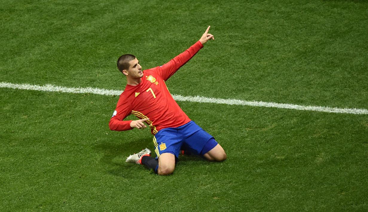 Alvaro Morata cetak 2 gol saat Spanyol memetik kemenangan 3-0 atas Turki pada laga kedua Grup D Piala Eropa 2016 di Allianz Riviera, Nice, Sabtu (18/6/2016) dini hari WIB. (AFP/Bertrand Langlois)