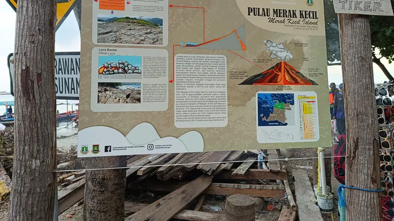 Berkereta ke Pulau Merak Kecil, Wisata 'Low Budget' di Ujung Barat Pulau Jawa