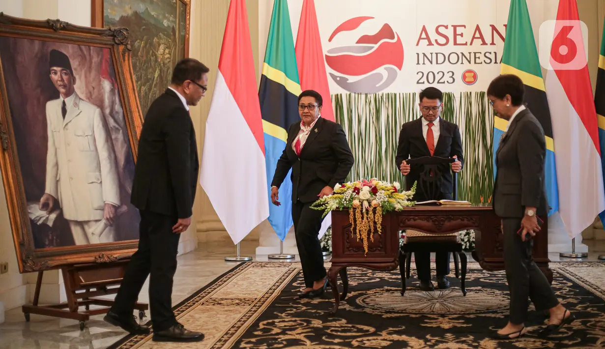 Pabrik minyak cengkeh Indonesia, PT Indesso Aroma, misalnya, berencana untuk memperluas unit penyulingan di Zanzibar dan Tonga. (Liputan6.com/Faizal Fanani)