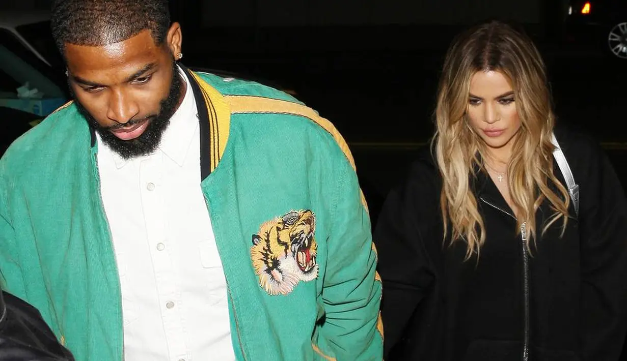 Apalagi berita mengenai Khloe Kardashian yang diselingkuhi oleh Tristan Thompson beberapa hari sebelum melahirkan pun baru saja tersebar. (Evening Standard)