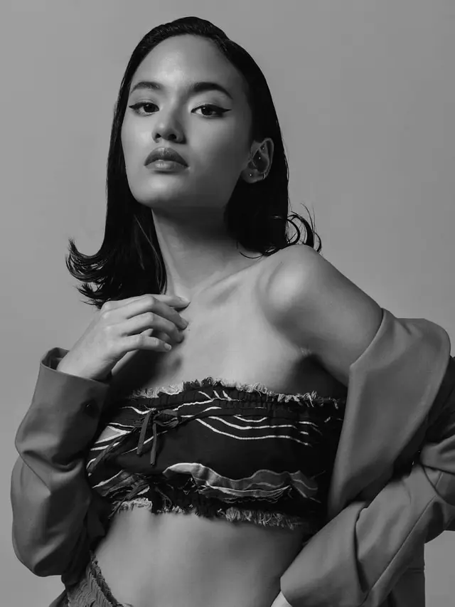 Deretan Gaya Arawinda Kirana saat Pemotretan