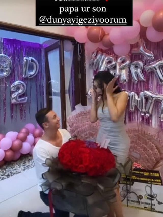 6 Potret Lucinta Luna Rayakan Ulang Tahun, Sekaligus Syukuran Rumah Baru