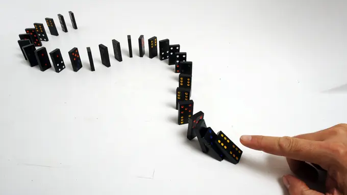 Lewat Satu Sentuhan, Bangunan Ikonik Berbagai Negara Bisa Runtuh